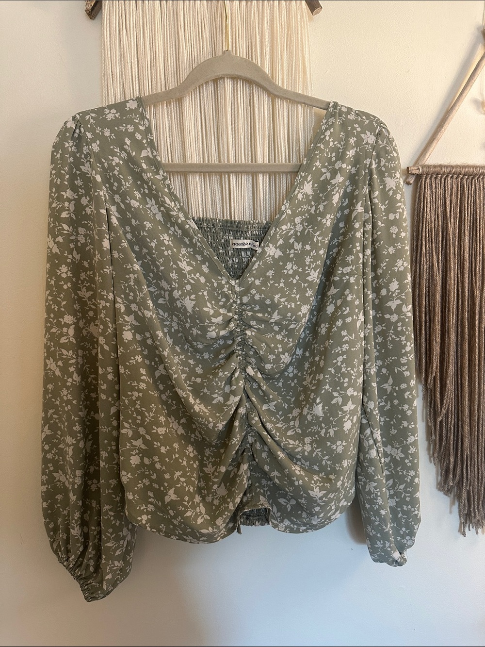 Abercrombie & Fitch Sage Green Floral Ruched V-Neck Blouse